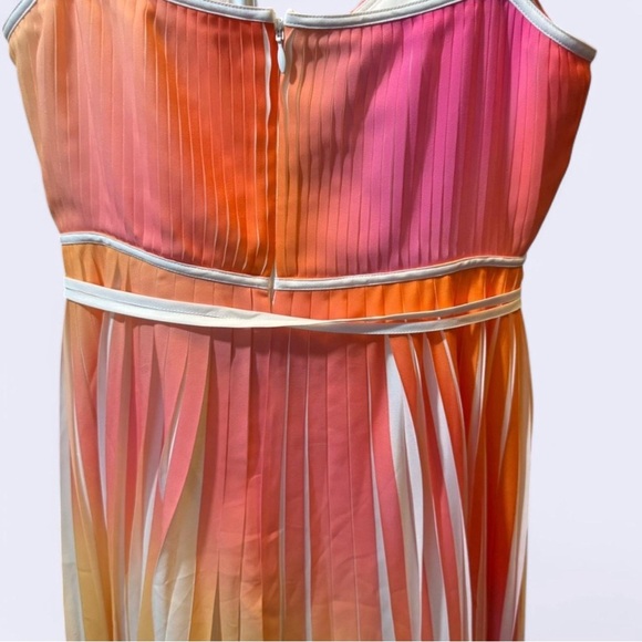 Halston Mollie Pleated Print Women's Dress - Picture 8 of 10